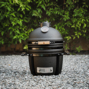 15" Burnt-Carbon Kamado Barbecue